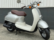 マジェスティ125　バーハン仕様
