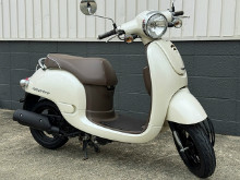 マジェスティ125　バーハン仕様